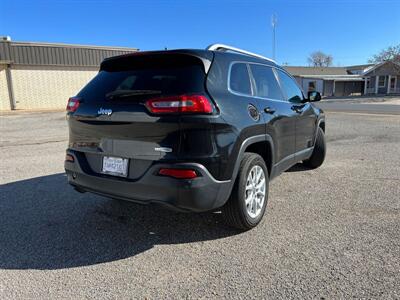 2014 Jeep Cherokee Latitude   - Photo 2 - Perryton, TX 79070