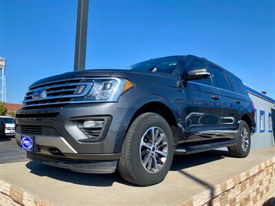 2018 Ford Expedition XLT   - Photo 2 - Perryton, TX 79070