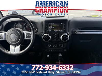 2017 Jeep Wrangler Unlimited Rubicon   - Photo 17 - Stuart, FL 34994