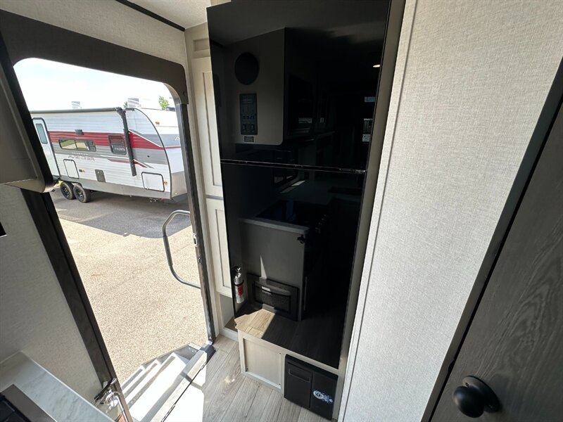 2026 Coachmen Northern Spirit 1943RB - Photo 22 - Goshen, IN 46526