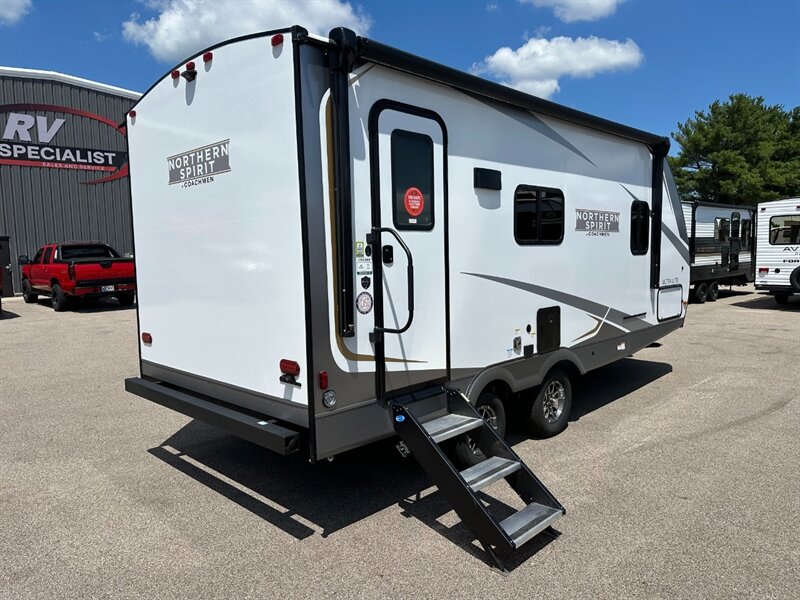 2026 Coachmen Northern Spirit 1943RB - Photo 5 - Goshen, IN 46526