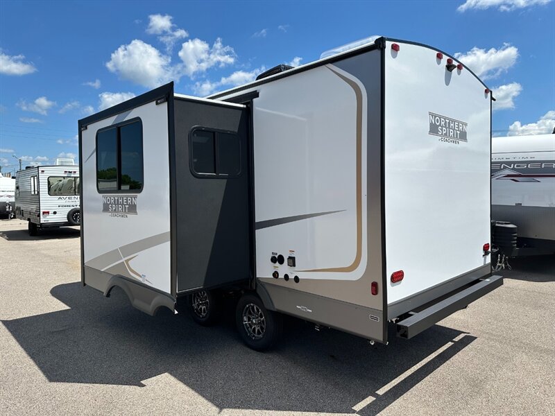 2026 Coachmen Northern Spirit 1943RB - Photo 6 - Goshen, IN 46526