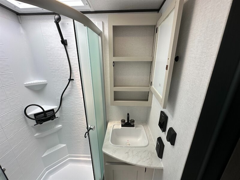 2026 Coachmen Northern Spirit 1943RB - Photo 37 - Goshen, IN 46526