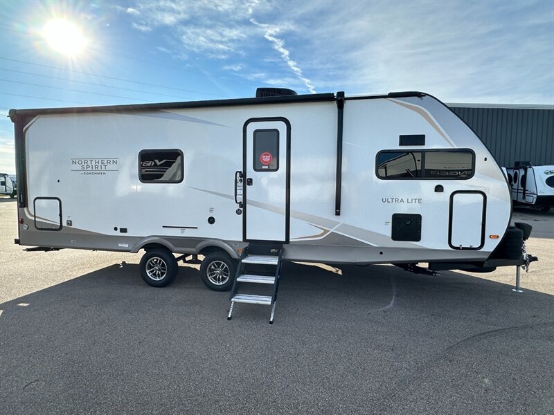 2026 Coachmen Northern Spirit 2565FK - Photo 5 - Goshen, IN 46526