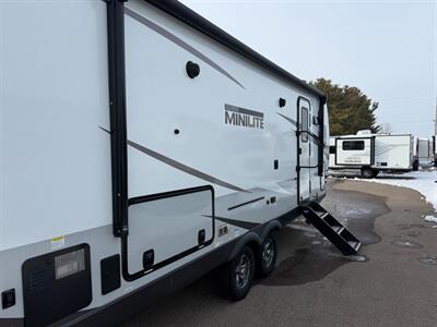 2023 Forest River Rockwood Mini Lite 2506S   - Photo 4 - Goshen, IN 46526