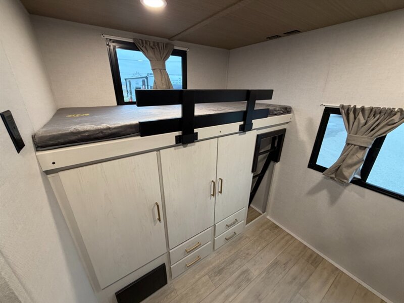 2026 Forest River Vibe 3400BH - Photo 19 - Goshen, IN 46526