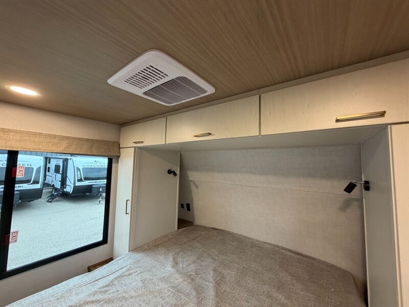 2026 Forest River Vibe 3400BH - Photo 31 - Goshen, IN 46526