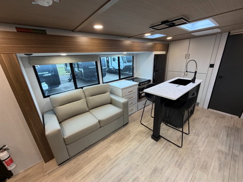 2026 Forest River Vibe 3400BH - Photo 9 - Goshen, IN 46526