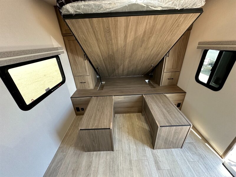 2026 Coachmen Freedom Express Ultra Lite 22MLS - Photo 23 - Goshen, IN 46526