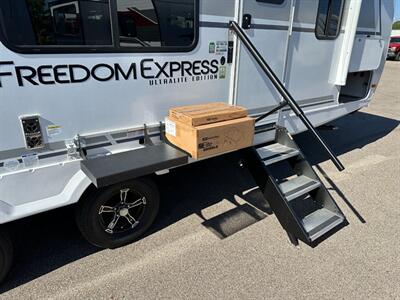 2026 Coachmen Freedom Express Ultra Lite 22MLS - Photo 9 - Goshen, IN 46526
