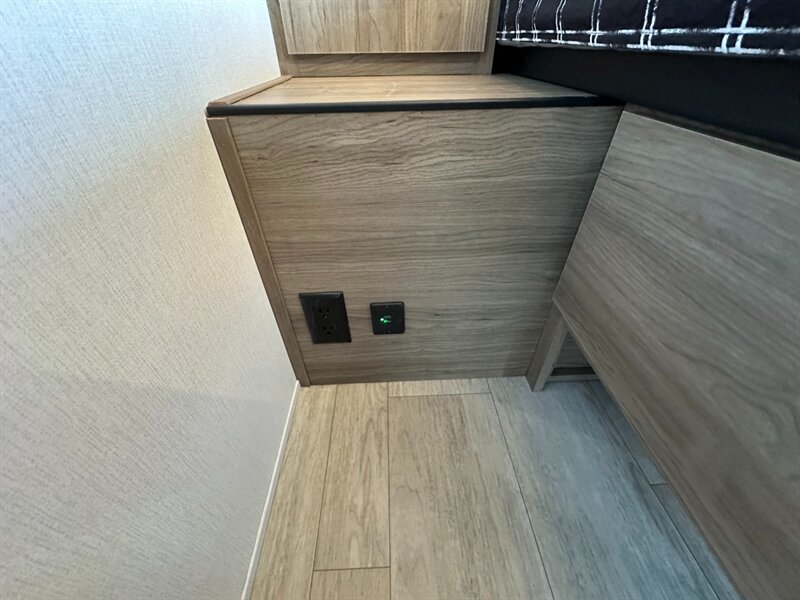 2026 Coachmen Freedom Express Ultra Lite 22MLS - Photo 26 - Goshen, IN 46526