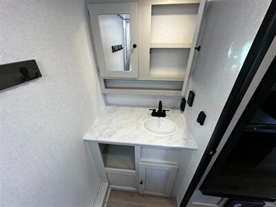 2026 Coachmen Northern Spirit Bijou 18RBB   - Photo 19 - Goshen, IN 46526