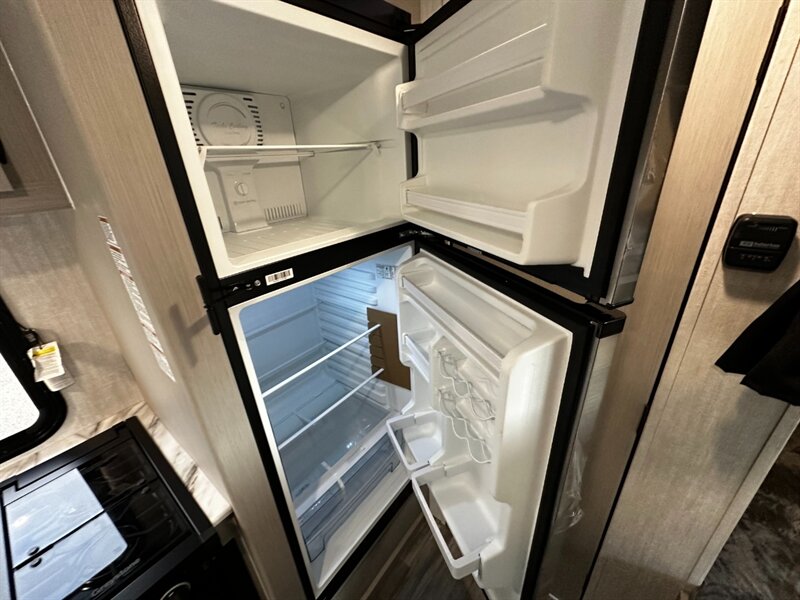 2026 Coachmen Apex Nano 185BH - Photo 15 - Goshen, IN 46526