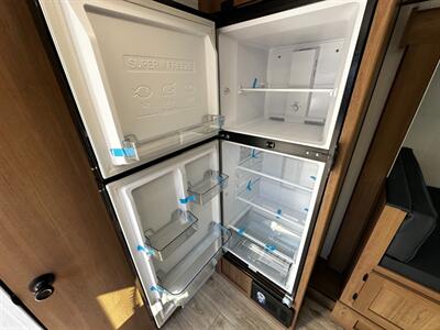 2026 Coachmen Apex Nano 190RBS   - Photo 24 - Goshen, IN 46526