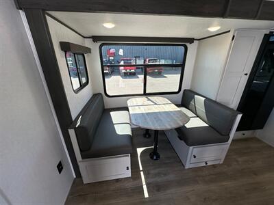 2026 Coachmen Northern Spirit 2457BH   - Photo 15 - Goshen, IN 46526