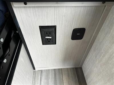 2026 Coachmen Apex Nano 186BH   - Photo 27 - Goshen, IN 46526