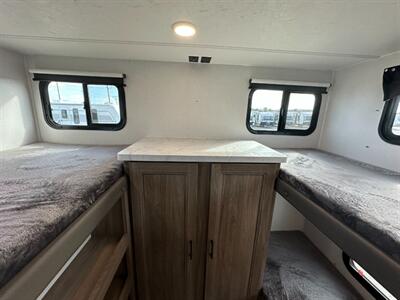 2026 Coachmen Freedom Express Ultra Lite 292BHDS - Photo 22 - Goshen, IN 46526