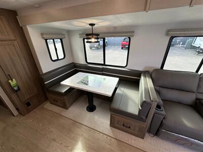 2026 Coachmen Freedom Express Ultra Lite 292BHDS - Photo 13 - Goshen, IN 46526