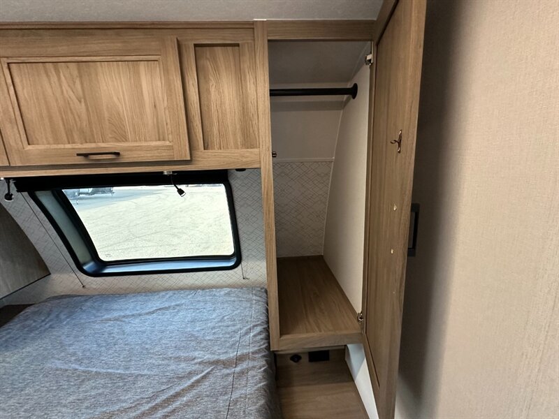 2026 Coachmen Freedom Express Ultra Lite 292BHDS - Photo 29 - Goshen, IN 46526