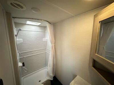 2025 Prime Time Avenger 25MKB   - Photo 17 - Goshen, IN 46526