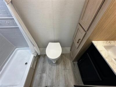 2025 Prime Time Avenger 17FQS   - Photo 13 - Goshen, IN 46526