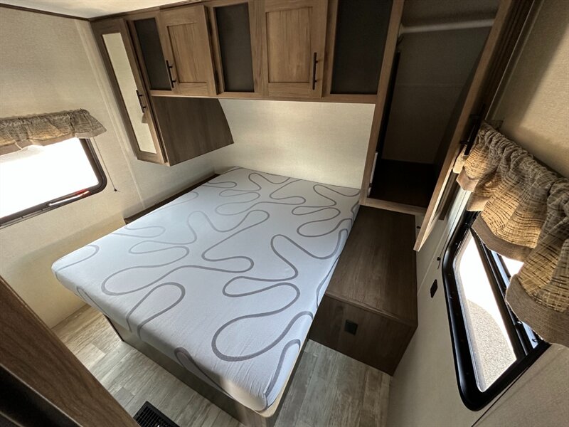 2021 Prime Time Avenger 21RBS - Photo 14 - Goshen, IN 46526