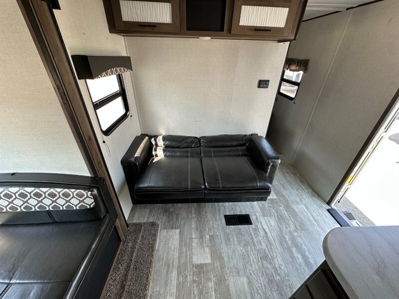 2021 Prime Time Avenger 21RBS - Photo 13 - Goshen, IN 46526