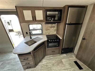 2021 Prime Time Avenger 21RBS - Photo 10 - Goshen, IN 46526