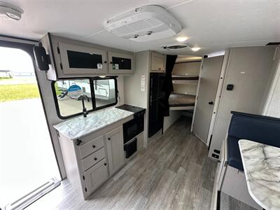 2026 Coachmen Apex Nano 208BHS   - Photo 16 - Goshen, IN 46526