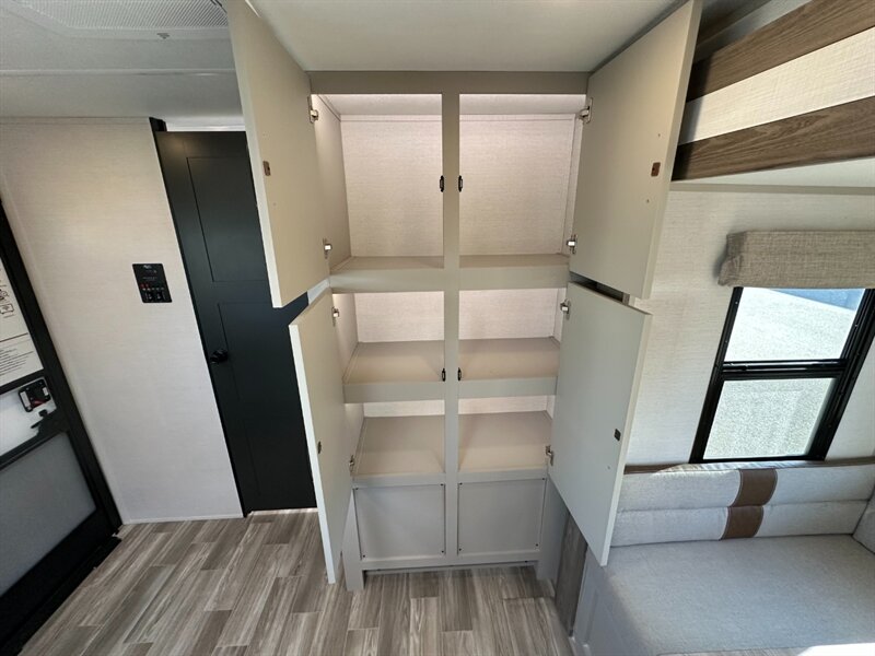 2025 Forest River Vibe 2600RB - Photo 17 - Goshen, IN 46526