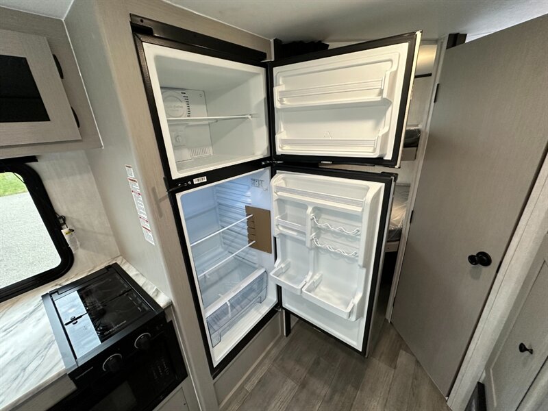 2026 Coachmen Apex Nano 208BHS - Photo 26 - Goshen, IN 46526