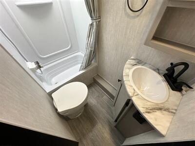 2026 Coachmen Apex Nano 208BHS - Photo 32 - Goshen, IN 46526