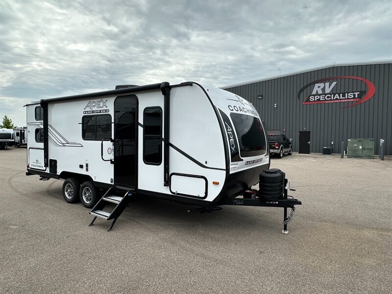2026 Coachmen Apex Nano 208BHS - Photo 4 - Goshen, IN 46526