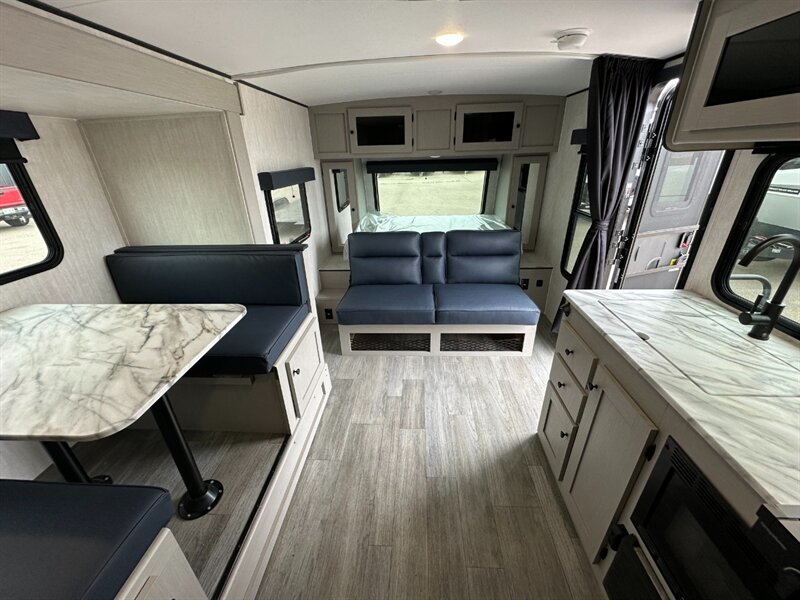 2026 Coachmen Apex Nano 208BHS - Photo 17 - Goshen, IN 46526