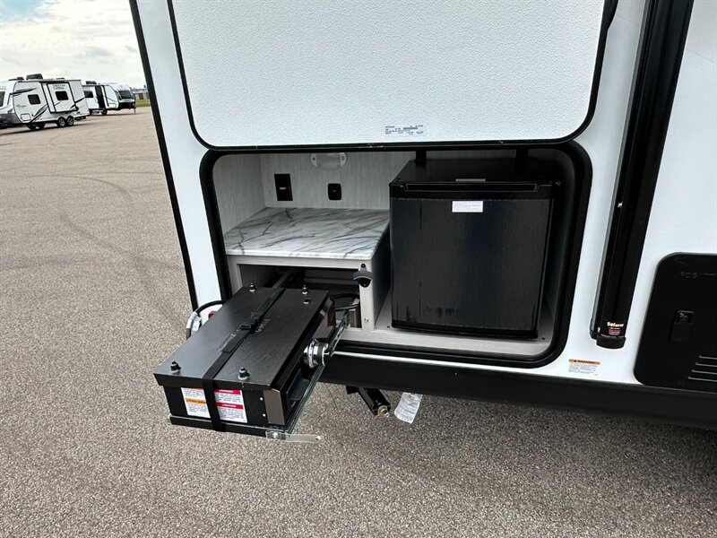 2026 Coachmen Apex Nano 208BHS - Photo 12 - Goshen, IN 46526