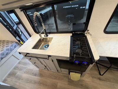 2026 Coachmen Northern Spirit Bijou 15RLB - Photo 12 - Goshen, IN 46526