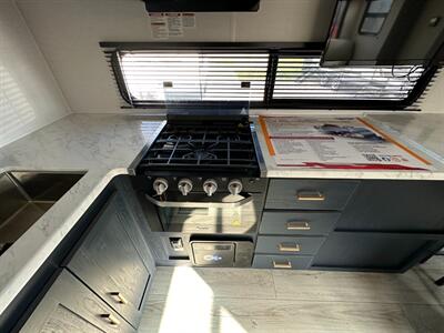 2025 Prime Time Avenger 25MKO - Photo 18 - Goshen, IN 46526