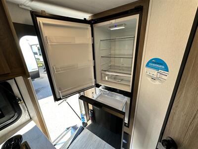 2026 Coachmen Freedom Express Ultra Lite 192RBS   - Photo 23 - Goshen, IN 46526