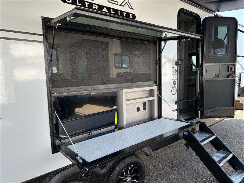 2026 Coachmen Apex Ultra-Lite 246BARV - Photo 8 - Goshen, IN 46526