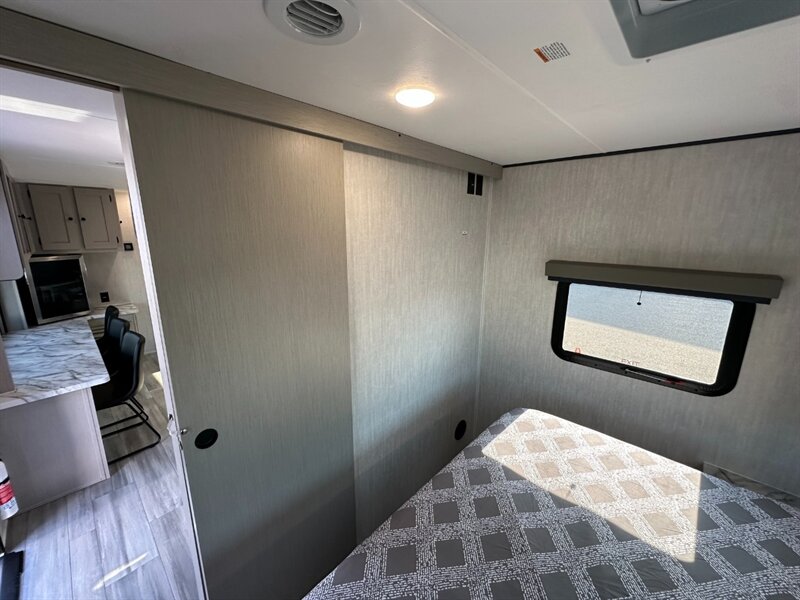 2026 Coachmen Apex Ultra-Lite 246BARV - Photo 39 - Goshen, IN 46526