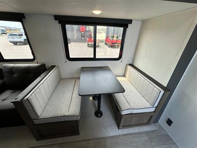 2026 Prime Time Avenger 25RBS   - Photo 21 - Goshen, IN 46526