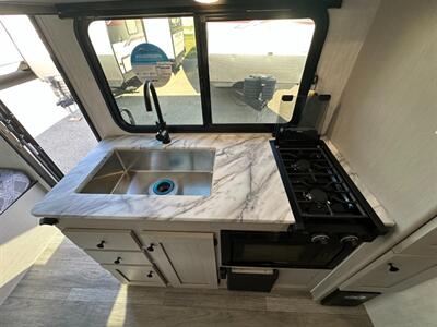 2026 Coachmen Apex Nano 194BHS   - Photo 17 - Goshen, IN 46526