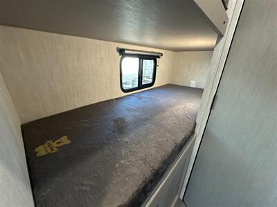 2026 Coachmen Apex Nano 194BHS   - Photo 25 - Goshen, IN 46526