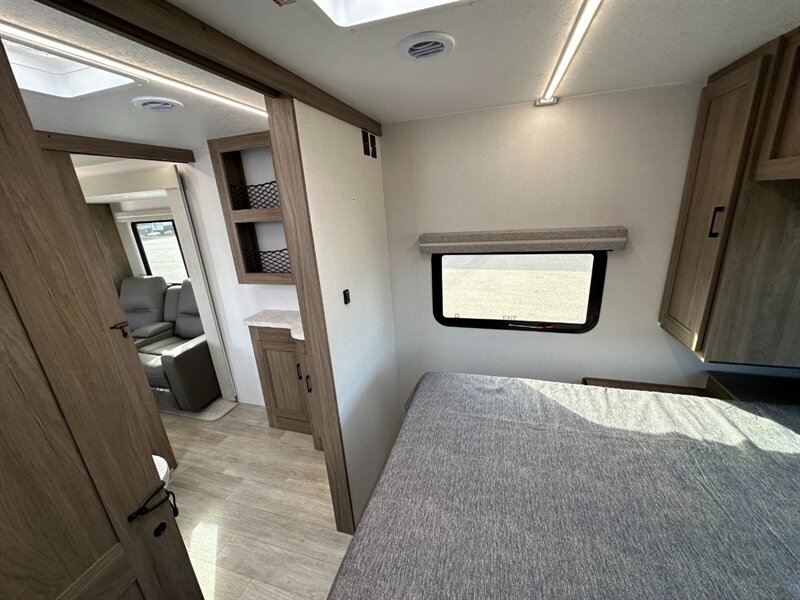 2026 Coachmen Freedom Express Ultra Lite 245RKS - Photo 24 - Goshen, IN 46526