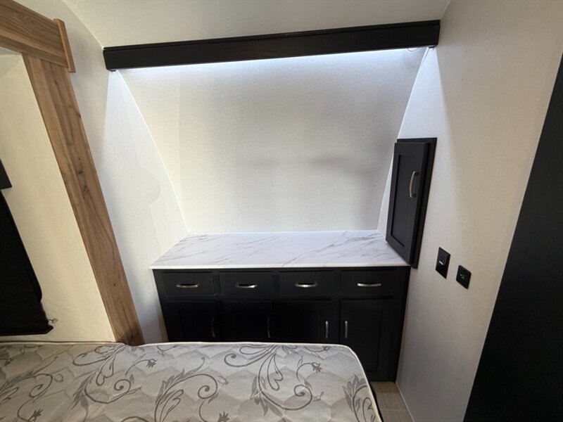 2024 Forest River Work And Play 21LT - Photo 17 - Goshen, IN 46526