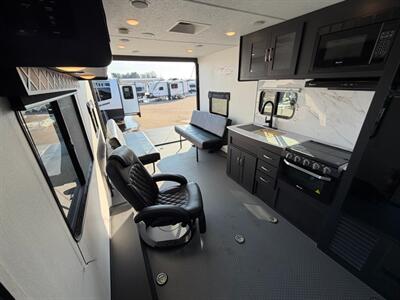 2024 Forest River Work And Play 21LT - Photo 10 - Goshen, IN 46526