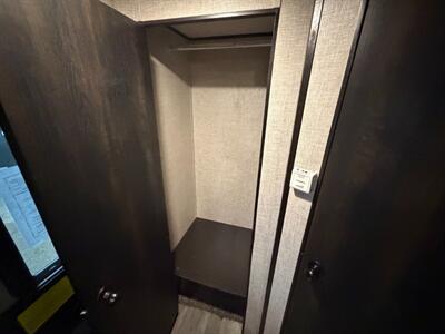 2022 Jayco Jay Flight SLX 195RB   - Photo 16 - Goshen, IN 46526