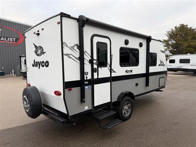 2022 Jayco Jay Flight SLX 195RB   - Photo 2 - Goshen, IN 46526