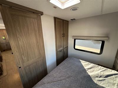 2026 Coachmen Freedom Express Ultra Lite 326BHDS - Photo 25 - Goshen, IN 46526