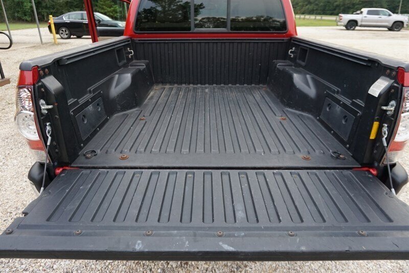 2012 Toyota Tacoma PreRunner SR5 - Photo 28 - Bogalusa, LA 70427